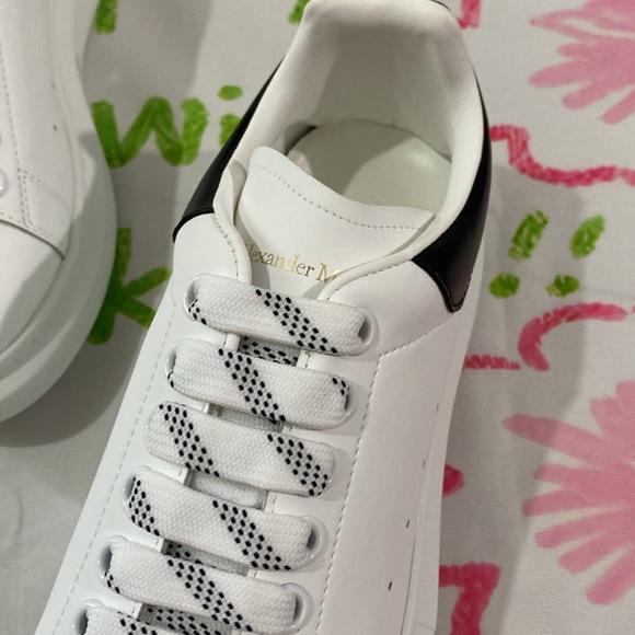 Alexander Mcqueen White Women's Leather Sneakers - Picture 4 of 7
